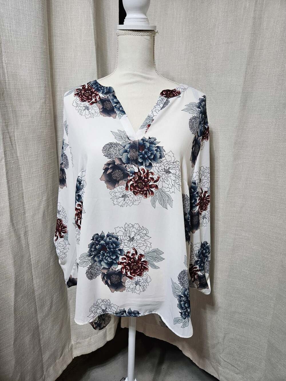 Daniel Rainn V-Neck Floral Blouse White Size XL RPD14198PR1